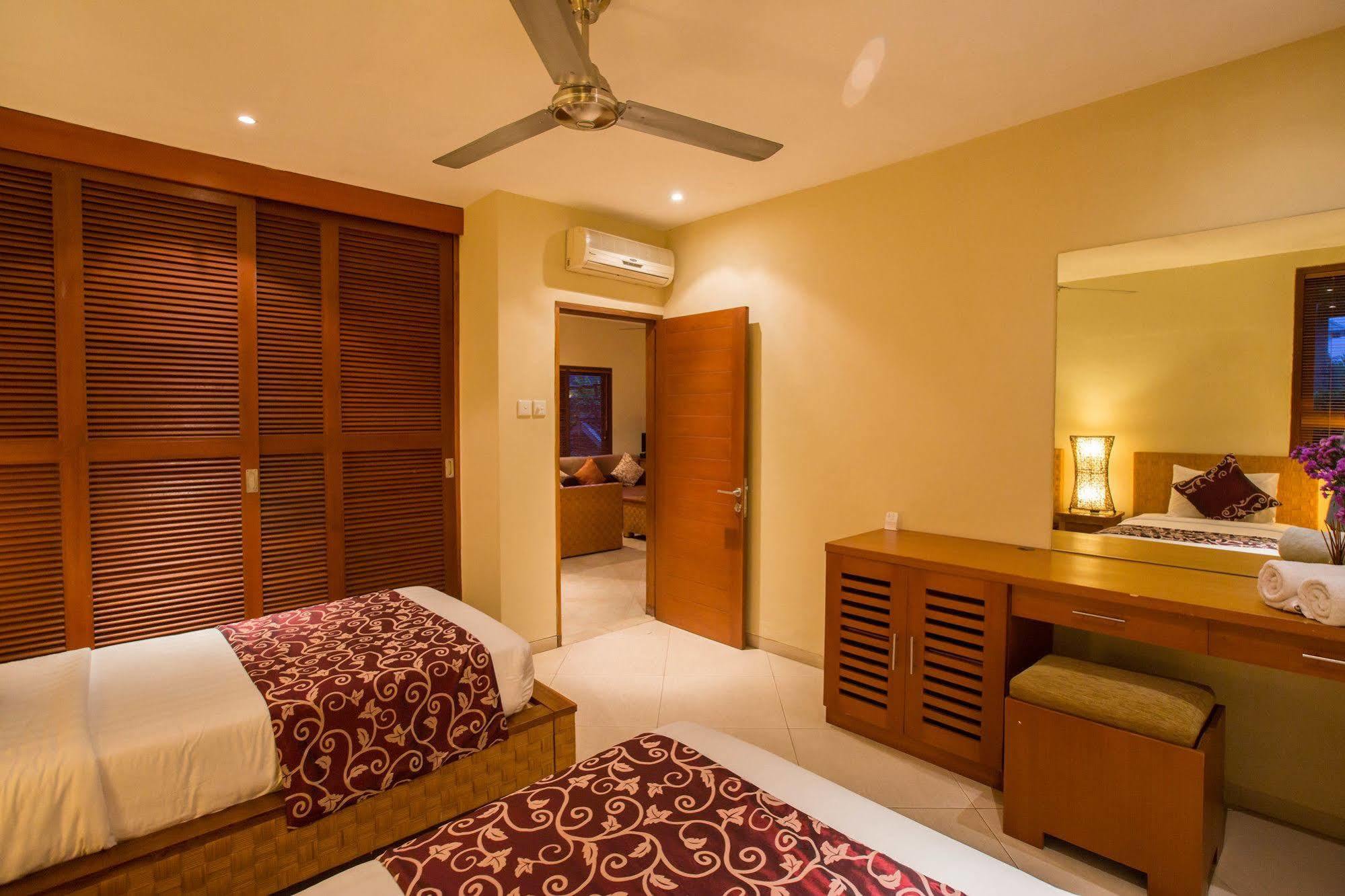 Villa Seriska Seminyak Екстер'єр фото