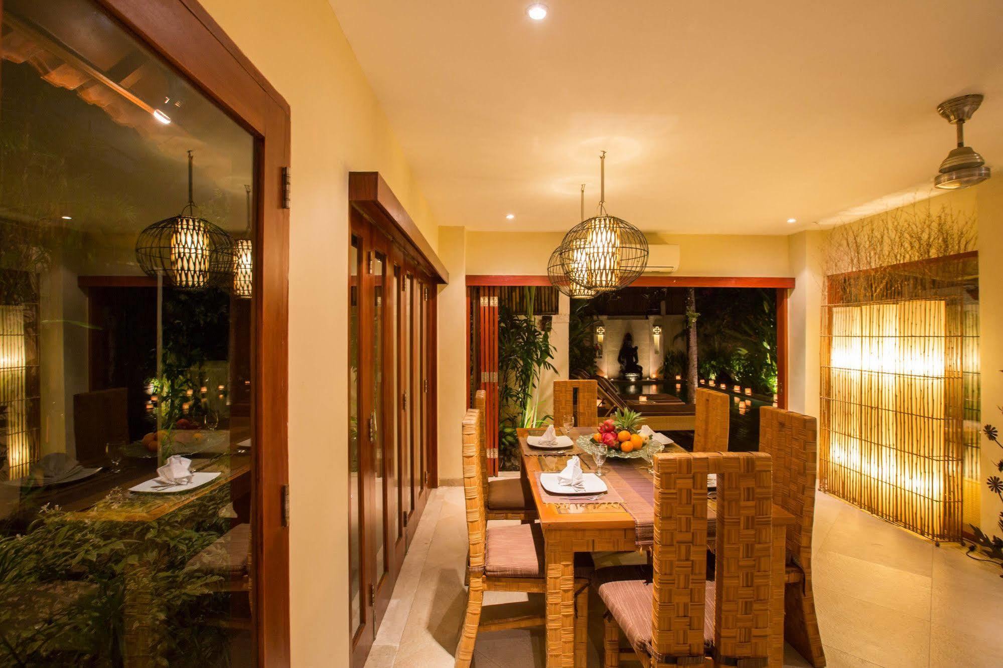 Villa Seriska Seminyak Екстер'єр фото